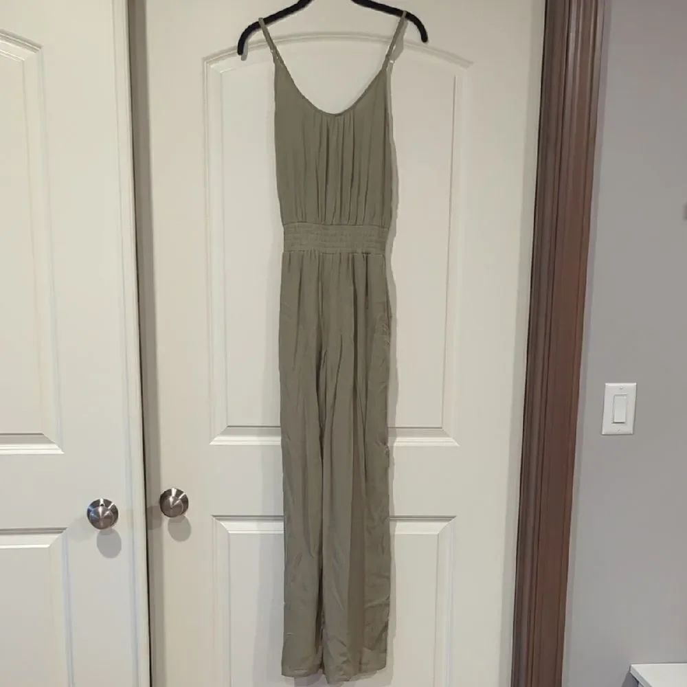 NWT Prana Fernie Elegant Green Wide-Leg Jumpsuit with Spaghetti Straps